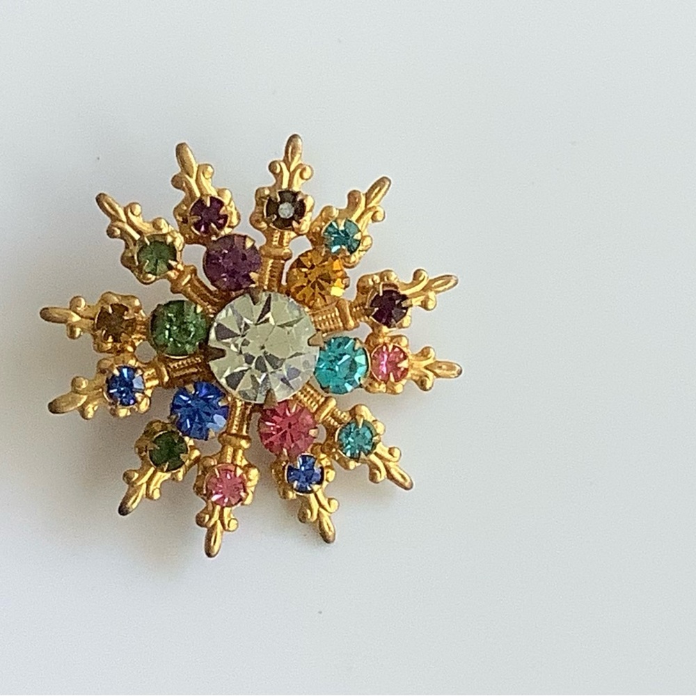 Multicolor Gold-Tone Brooch